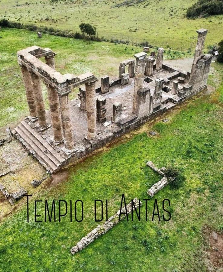 Domus Deiana Case Vacanza San Giovanni Suèrgiu المظهر الخارجي الصورة